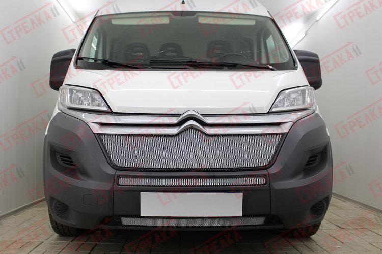 Сетка защитная в бампер Standart хром Strelka Citroen Jumper 2006-2019 19257