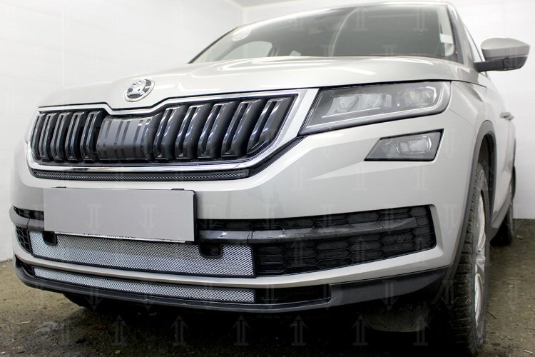 Сетка защитная в бампер Standart хром Strelka Skoda Kodiaq 2016-2019 14042