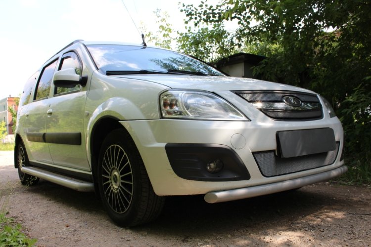 Сетка защитная в бампер Standart хром Strelka LADA Largus 2012-2019 13570