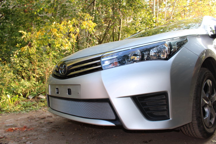 Сетка защитная в бампер Standart хром Strelka Toyota Corolla 2013-2019 no.5793