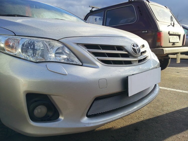 Сетка защитная в бампер Standart хром Strelka Toyota Corolla 2007-2013 no.5796