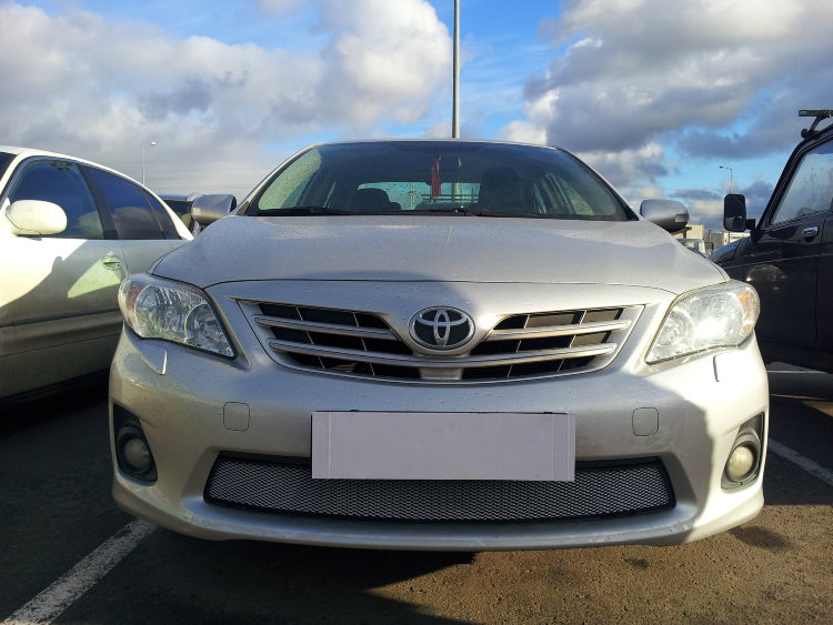 Сетка защитная в бампер Standart хром Strelka Toyota Corolla 2007-2013 no.5796