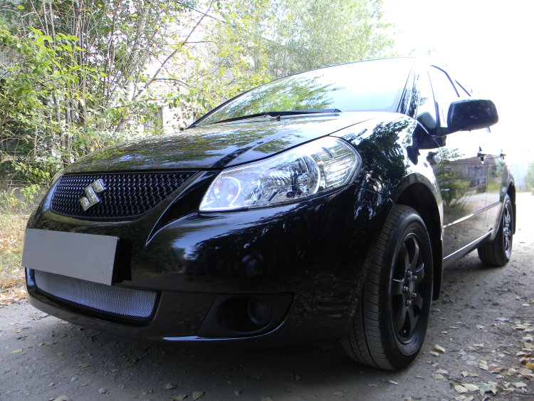 Сетка защитная в бампер Standart хром Strelka Suzuki SX4 2006-2012 no.5807