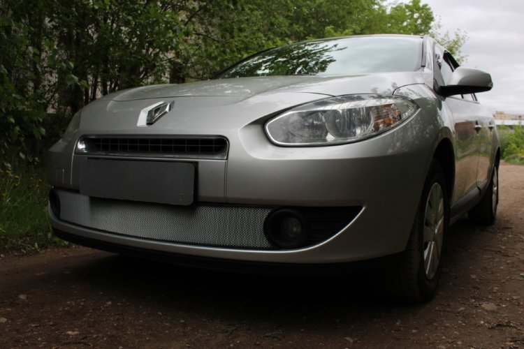 Сетка защитная в бампер Standart хром Strelka Renault Fluence 2010-2019 13451