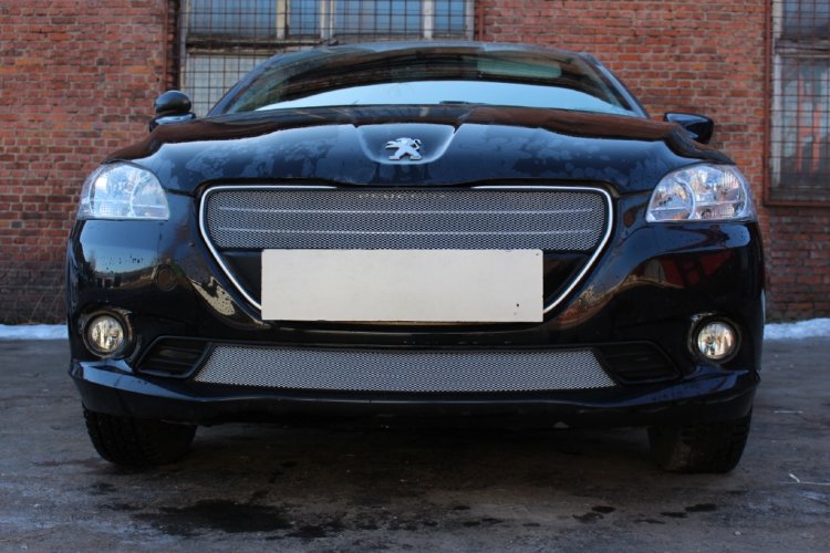 Сетка защитная в бампер Standart хром Strelka Peugeot 301 2012-2019 13428
