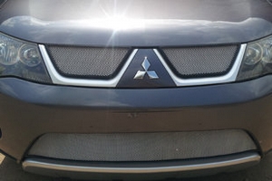 Сетка защитная в бампер Standart хром Strelka Mitsubishi Outlander II 2006-2013 ― Auto-Clover