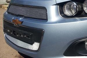 Сетка защитная в бампер Standart хром Strelka Chevrolet Aveo 2011-2019 ― Auto-Clover