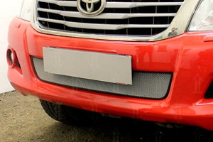 Сетка защитная в бампер Standart хром Strelka Toyota Hilux 2005-2015 ― Auto-Clover