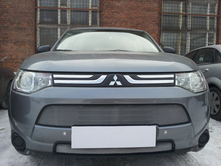 Сетка защитная в бампер Standart хром Strelka Mitsubishi Outlander III 2013-2019 no.6284
