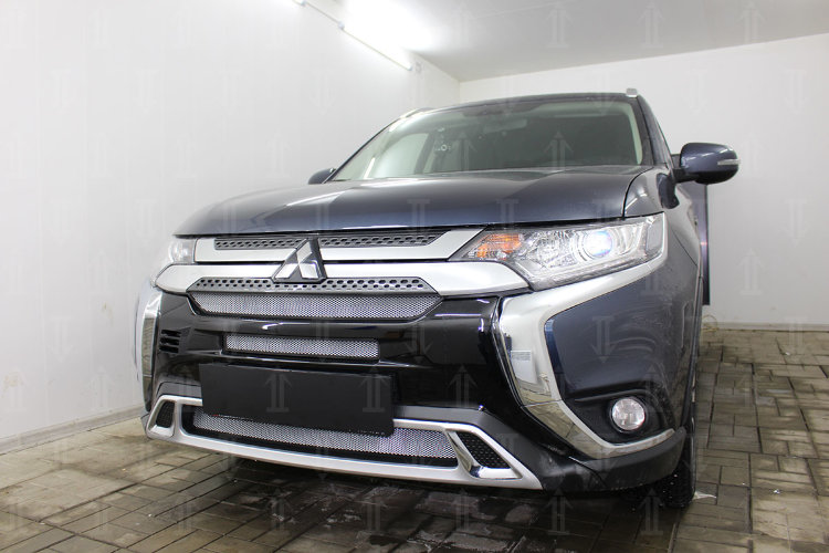 Сетка защитная в бампер Standart хром Strelka Mitsubishi Outlander III 2013-2019 19711