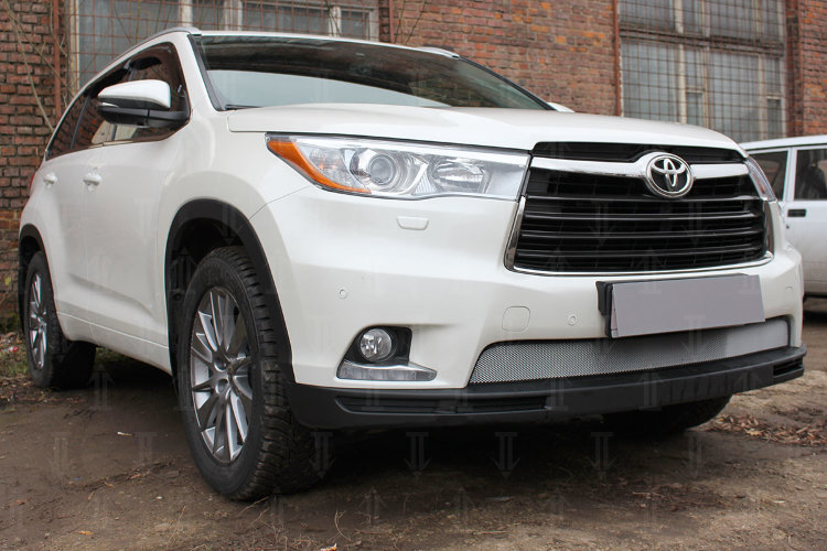 Сетка защитная в бампер Standart хром Strelka Toyota Highlander 2014-2019 no.6343