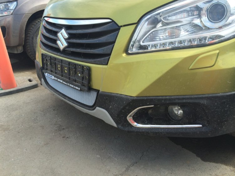 Сетка защитная в бампер Standart хром Strelka Suzuki SX4 S-Cross 2013-2019 no.6367