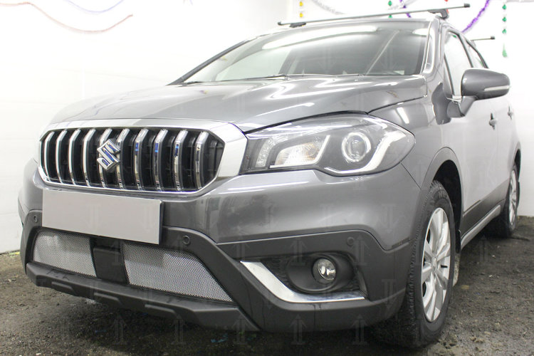 Сетка защитная в бампер Standart хром Strelka Suzuki SX4 S-Cross 2013-2019 no.6369