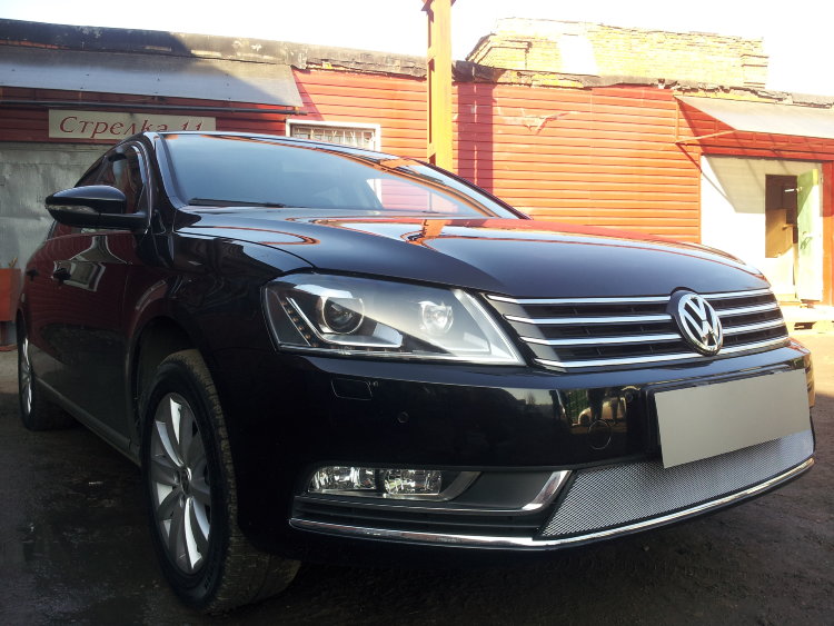 Сетка защитная в бампер Standart хром Strelka Volkswagen Passat B7 2010-2015 no.6570