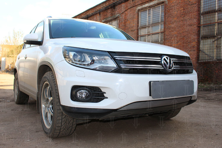 Сетка защитная в бампер Standart хром Strelka Volkswagen Tiguan I 2008-2016 no.6602