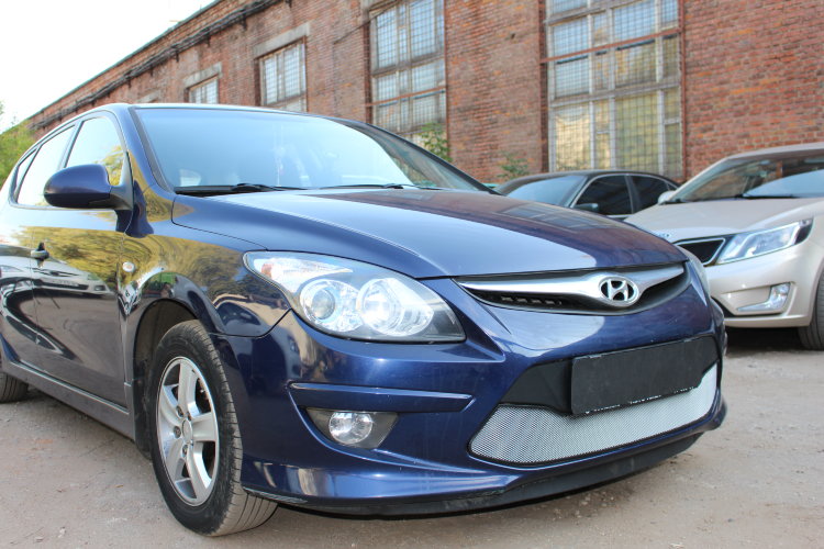 Сетка защитная в бампер Standart хром Strelka Hyundai i30 2007-2012 no.6773