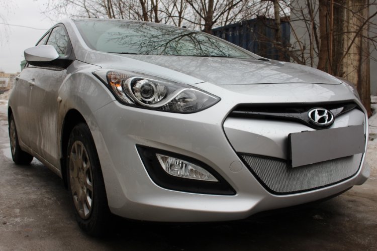 Сетка защитная в бампер Standart хром Strelka Hyundai i30 2012-2017 no.6776