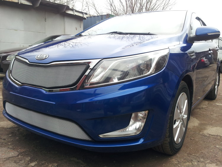 Сетка защитная в бампер Standart хром Strelka KIA Rio 2011-2017 12508