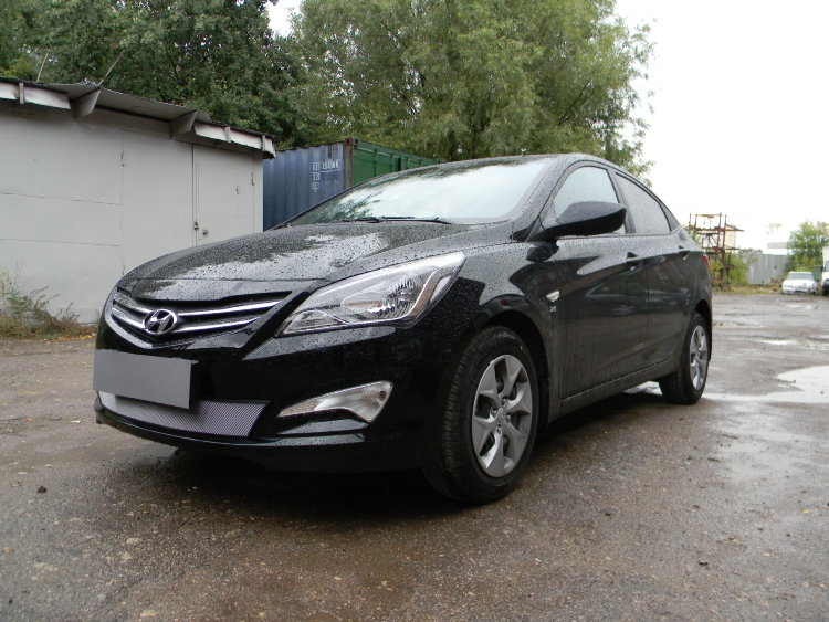 Сетка защитная в бампер Standart хром Strelka Hyundai Solaris 2011-2017 no.6859