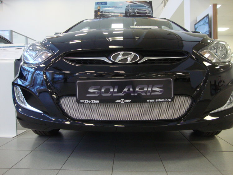 Сетка защитная в бампер Standart хром Strelka Hyundai Solaris 2011-2017 no.6861