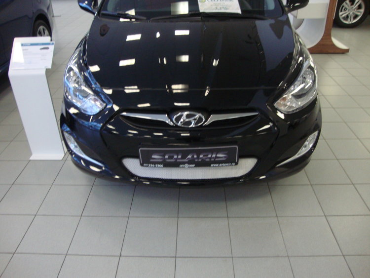 Сетка защитная в бампер Standart хром Strelka Hyundai Solaris 2011-2017 no.6861