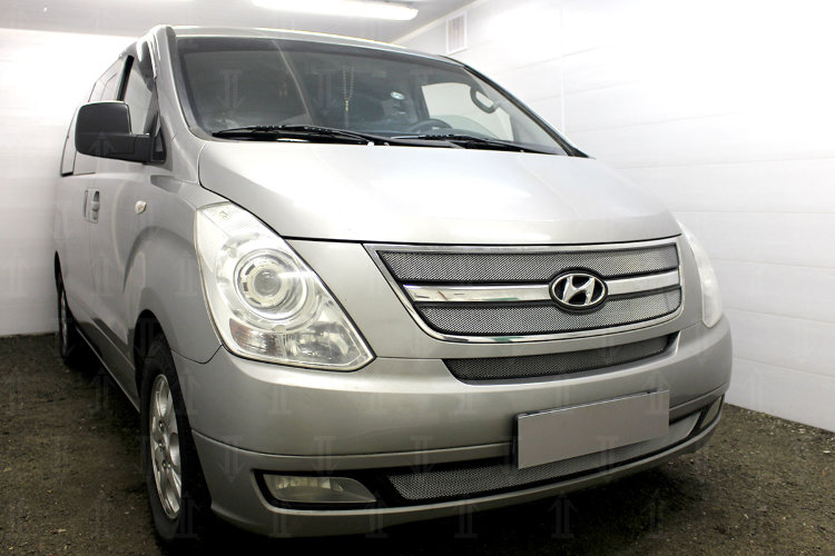 Сетка защитная в бампер Standart хром Strelka Hyundai Grand Starex (H-1) 2007-2019 no.6889