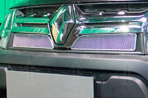 Сетка защитная в решетку радиатора Optimal хром Strelka Renault Duster 2011-2019 ― Auto-Clover