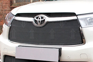 Сетка защитная в решетку радиатора Premium черный Strelka Toyota Highlander 2014-2019 ― Auto-Clover