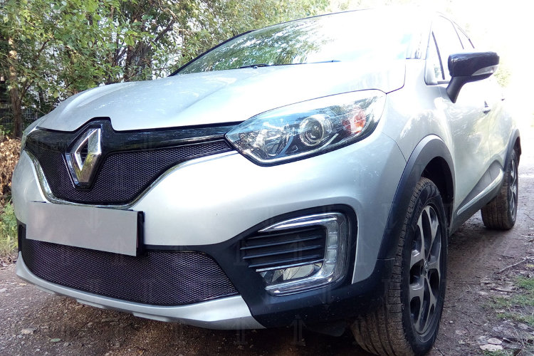 Сетка защитная в решетку радиатора Premium черный Strelka Renault Kaptur 2013-2019 no.6454