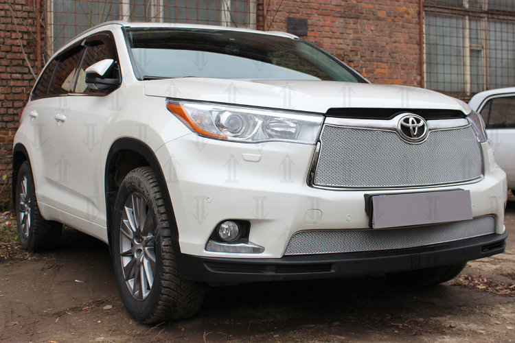 Сетка защитная в решетку радиатора Premium хром Strelka Toyota Highlander 2014-2019 no.6346