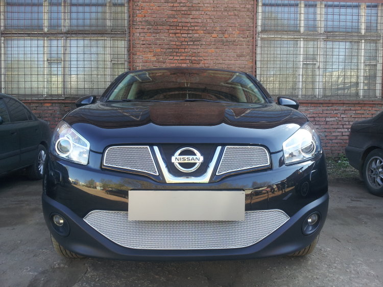 Сетка защитная в решетку радиатора Premium хром Strelka Nissan Qashqai 2007-2013 no.6518