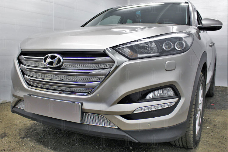 Сетка защитная в решетку радиатора Premium хром (Travel, Prime) Strelka Hyundai Tucson 2015-2019 no.6897