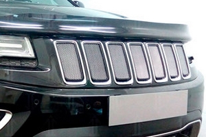 Сетка защитная в решетку радиатора Standart хром Strelka Jeep Grand Cherokee 2010-2019 ― Auto-Clover