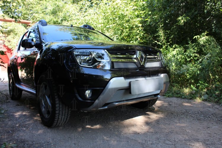 Сетка защитная в решетку радиатора Standart хром Strelka Renault Duster 2011-2019 no.6429