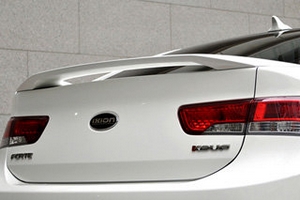 Спойлер багажника Ixion (неокрашено) KIA Cerato Koup 2010-2012 ― Auto-Clover