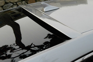 Спойлер стекла Rimtec Hyundai Grandeur HG 2011-2019 ― Auto-Clover