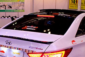 Спойлер стекла с LED подсветкой MyRide Hyundai Sonata 2009-2014 ― Auto-Clover