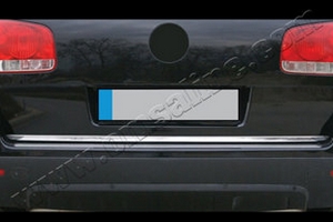 Стальная накладка на кромку багажника Omsa Line Volkswagen Touareg I 2002-2009 ― Auto-Clover