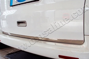 Стальная накладка на кромку багажника Omsa Line Volkswagen Transporter T5 2003-2015 ― Auto-Clover