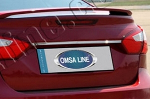 Стальная накладка на крышку багажника над номером Omsa Line Ford Focus III 2011-2019 ― Auto-Clover
