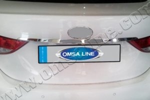 Стальная накладка на крышку багажника над номером Omsa Line Hyundai Elantra 2010-2015 ― Auto-Clover