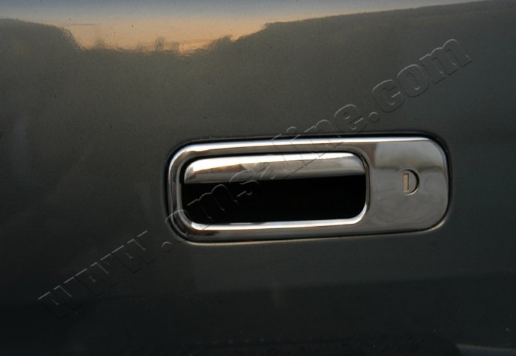 Стальная накладка на ручку багажника Omsa Line Volkswagen Transporter T5 2003-2015 no.13912