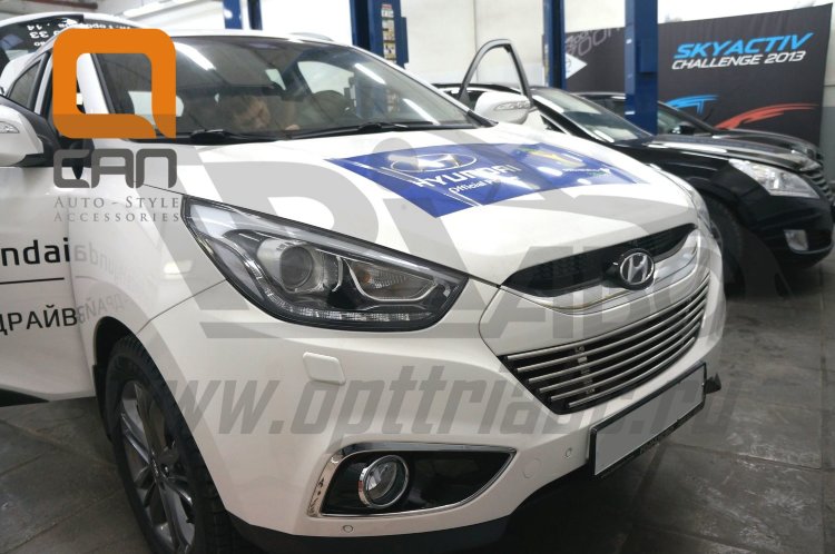 Стальная решетка в передний бампер (d 12) Can Otomotiv Hyundai ix35 2009-2015 no.11250