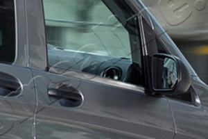 Стальные молдинги на окна дверей (низ) Omsa Line Mercedes-Benz Vito W639 2003-2014 ― Auto-Clover