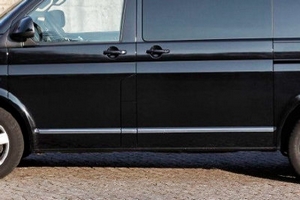 Стальные накладки на боковые двери (короткая база) Omsa Line Volkswagen Transporter T5 2003-2015 ― Auto-Clover