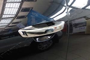 Стальные накладки на ручки дверей Omsa Line Volkswagen Touareg II 2010-2018 ― Auto-Clover