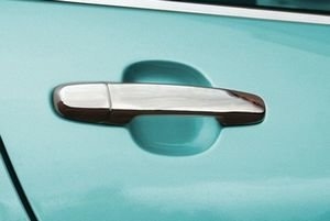 Стальные накладки на ручки дверей (под чип) Omsa Line Toyota RAV4 2006-2012 ― Auto-Clover