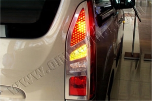 Стальные накладки на задние фонари Omsa Line Citroen Berlingo 2008-2019 ― Auto-Clover