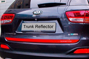 Стикер светоотражающий на крышку багажника Racetech KIA Sorento Prime 2015-2019 ― Auto-Clover