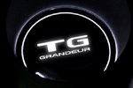 Светодиодная подсветка подстаканников Dxsoauto Hyundai Grandeur TG 2005-2011